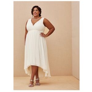 Torrid Special Occasion Ivory Chiffon Hi-Lo Dress
